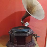 grammofono antico 