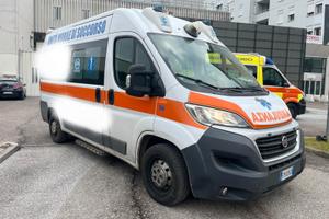 Ambulanza fiat ducato
