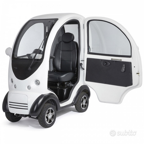 Scooter Elettrico Cabinato, senza patente auto