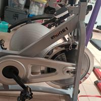 Spin bike biciclett spinning dkn utility 61 indoor