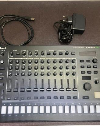 Roland TR-8S Rhythm Performer (AIRA)
