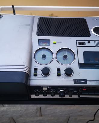 Radio/tv/stereo cassetta Universum