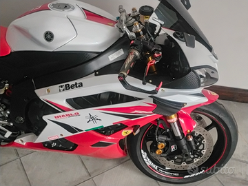 Yamaha YZF R6