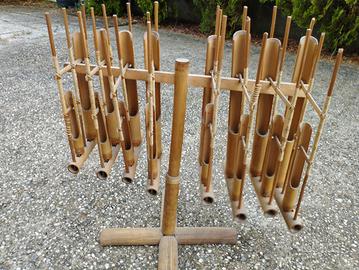 Angklung. Strumento musicale 