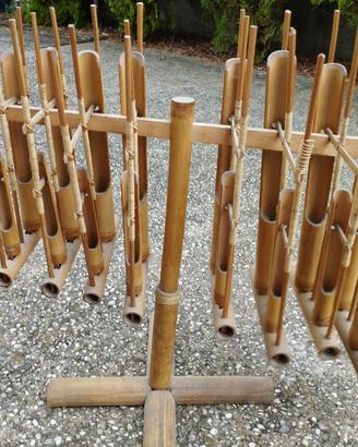 Angklung. Strumento musicale 