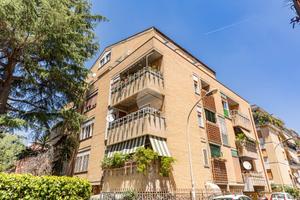 3 LOCALI A ROMA