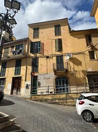 Trilocale in centro storico