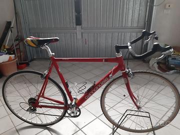 Cannondale bici corsa CAD 2