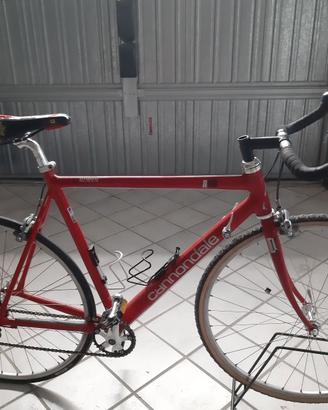 Cannondale bici corsa CAD 2