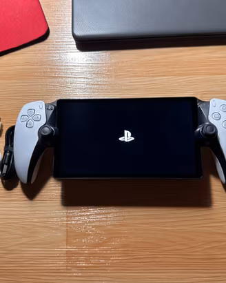 Playstation Portal + 2 cavi di ricarica