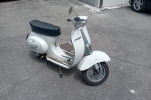 Piaggio Vespa 50 Special (V5B3) - 1982