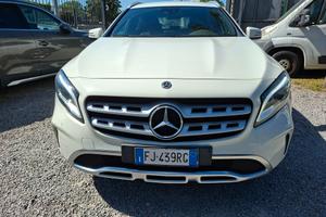 Mercedes-benz GLA 200 180 d Premium