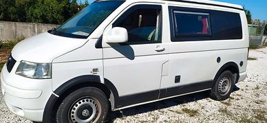 Volkswagen T5 camper