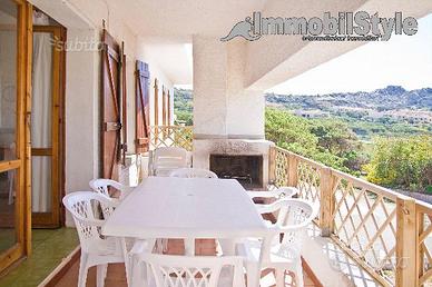 Vila 100 metri dalla spiaggia Baia Santa Reparata