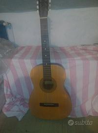 CHITARRA ACUSTICA 