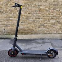 Monopattino elettrico Xiaomi Mi Pro 2