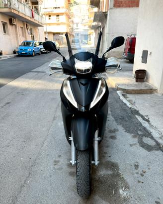 SH 300 I ABS