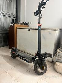 Monopattino i scooter ix4