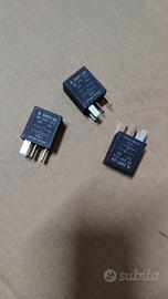 Tris relay 12V 15/25Ah Peugeot Geopolis/altro