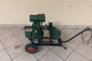 Motopompa d’epoca con motore Condor
