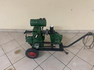 Motopompa d’epoca con motore Condor