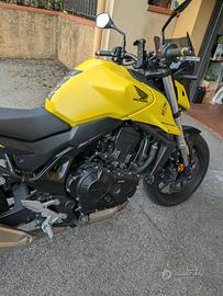Honda Hornet 750 35kw