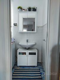 Mobiletto sotto lavabo, mobile specchio