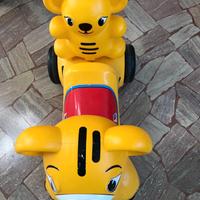 Quadriciclo a spinta per bambini