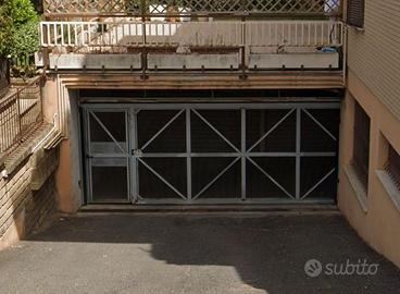 Box 14mq Cecchina di Albano Laziale Libero