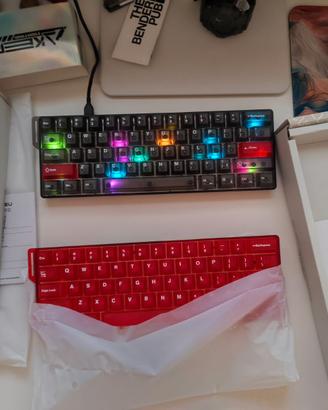DAREU COOL60 Tastiera Gaming Nera o Rossa