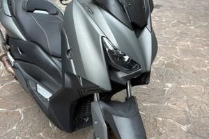 Xmax300