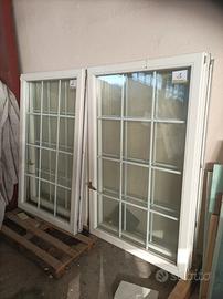 Finestre stile Inglesina in PVC