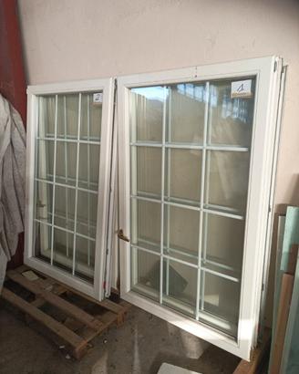 Finestre stile Inglesina in PVC