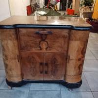 Mobile bar con giradischi