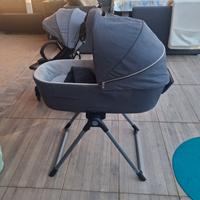 Carrozzina inglesina con stand up