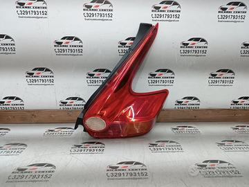 Faro fanale stop posteriore destra nissan juke 201