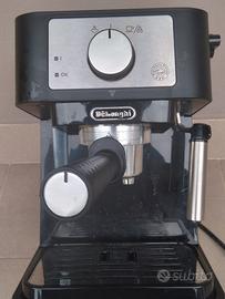 macchina per caffè in cialde  de longhi