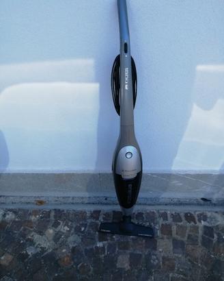 Scopa elettrica Electrolux energica 1800 w zs204