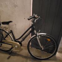 bicicletta 6 marce + cestino