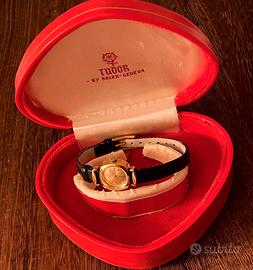 Orologio da donna Tudor vintage
raro in oro 18k