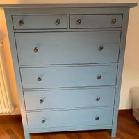 Cassettiera in legno color azzurro