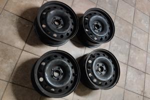 Cerchi in ferro R 16