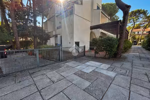 3 LOCALI A COMACCHIO
