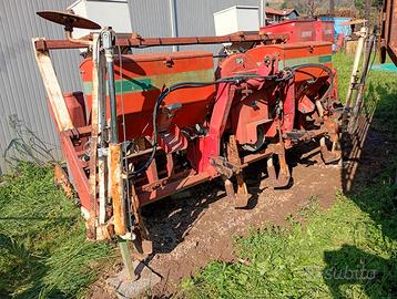 MACCHINE AGRICOLE