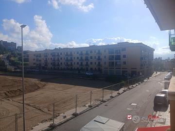 Viale Giostra, rifinito bivani