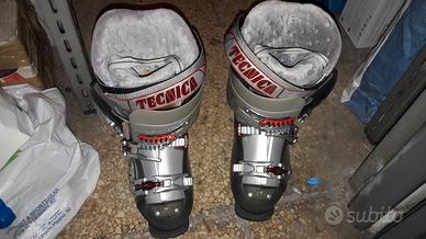 scarponi sci tecnica