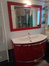 Mobile bagno con due cassettoni +specchio .
