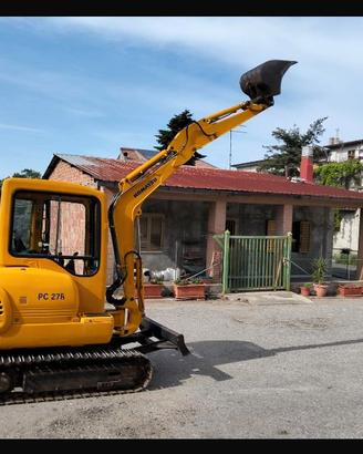 miniescvatore komatsu pc 27