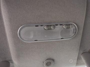 Plafoniera anteriore DACIA SANDERO del 2017