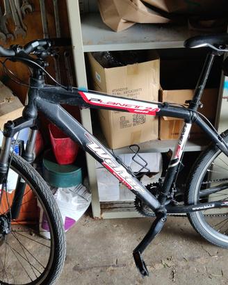 MOUNTAIN BIKE 1